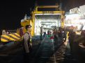 Satsabhara Polres Tanjung Perak Pantau Keamanan Penumpang Kapal di GSN