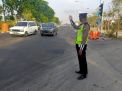 Unit Lantas Polsek Asemrowo Gelar Pengaturan Pagi Cegah Kemacetan