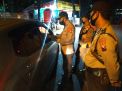 Polsek Krembangan Terus Lakukan Penyekatan di Jalan Laksda M Nasir Bersama Instansi Samping