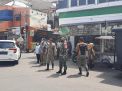 Polsek Pabean Cantikan Gelar Operasi Penertiban Masker Bersama Instansi Samping di Jalan KH Mas Mansyur
