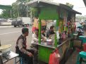 Musim Hujan, Warga Dihimbau Berhati-hati Mengendarai Sepeda Motor