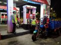Polsek Pabean Cantikan Gelar Patroli di SPBU, Sampaikan Waspada Uang Palsu