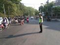 Satlantas Polres Tanjung Perak Berikan Pelayanan Lewat Pengaturan Lalu Lintas Pagi