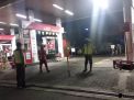 Polsek Pabean Cantikan Gelar Patroli Malam di SPBU, Cegah Kriminalitas