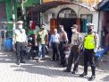 Personil Polsek Asemrowo Lakukan Pengamanan Kebaktian Minggu Pagi di Dua Gereja
