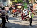 Polsek Asemrowo Gelar Operasi Penertiban Masker Rutin Setiap Hari, Tekan Penyebaran Covid-19