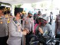 Kapolda Jatim Pantau Pelaksanaan Vaksinasi Drive Thru Polres Pelabuhan Tanjung Perak