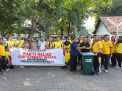 Wakapolres Tanjung Perak Bersama Puluhan Personil Lakukan Bersih-Bersih Sampah di Masjid Ampel