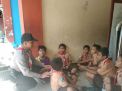 Babinkamtibmas Takal Kedinding Sampaikan Pesan Kerukunan