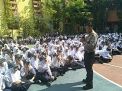 Panit Binmas Polsek Asemrowo Gelar Rabu Narsis, Titip Pesan Rajin Belajar