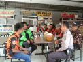 Sambang Sentra Kuliner, Babinkamtibmas Takal Kedinding Sosialisasikan SPKT Door To Door