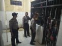 Pantau Kesehatan Tahanan, Polsek Kenjeran Lakukan Pengecekan Rutin