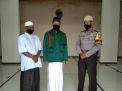 Babinkamtibmas Takal Kedinding Sampaikan Larangan Mudik Ke Takmir Masjid