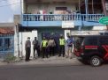 Polsek Asemrowo Kawal Pelaksanaan Kebaktian Minggu Pagi di Dua Gereja