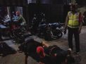 Polsek Krembangan Gelar Operasi Penertiban Masker Bersama Satpol PP di Warkop & Cafe