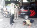 Polsek Asemrowo Bersama Koramil & Satpol PP Kecamatan Lakukan Operasi Masker di Jalan Asem Raya