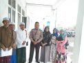 Babinkamtibmas Takal Kedinding Sampaikan Pesan Anti Golput Dalam Rabu Narsis