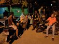 Jaga Keamanan Pemukiman, Satsabhara Polres Tanjung Perak Lakukan Patroli Malam