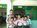 Panit Binmas Polsek Asemrowo Sambang Sekolah MI Taman Jaya Dalam Rangka Rabu Narsis