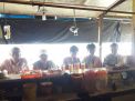 Sambang Warung, Babinkamtibmas Ujung Sosialisasikan SPKT Door To Door