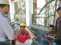 Sambang Pemukiman, Babinkamtibmas Takal Kedinding Sosialisasi SPKT Door To Door