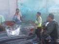 Satsabhara Patroli Dialogis Dengan Pekerja Pelabuhan Kalimas