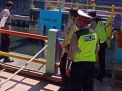 Polsek Asemrowo Lakukan Pemantauan Level Air d Rumah Pompa Balong 2