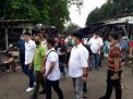 Polsek Asemrowo Kawal Kunjungan Kampanye Cawali di Pasar Loak