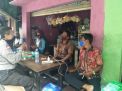 Panit Binmas Polsek Krembangan Sampaikan Himbauan Taat Protokol Kesehatan Kepada Pengurus Kampung