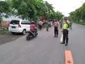 Polres Tanjung Perak Gelar Operasi Penertiban Masker Bersama Personil Gabungan di Perempatan Makam Mbah Ratu