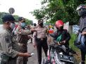 Polres Tanjung Perak & Personil Gabungan Gelar Operasi Masker di Akses Suramadu Dipimpin Wakapolsek Kenjeran