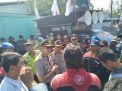 Kapolres Pelabuhan Tanjung Perak Tenangkan Unjuk Rasa Karyawan PT Rakuda Furniture