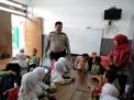 Babinkamtibmas Ampel Sambang Sekolah Dalam Rangka Rabu Narsis