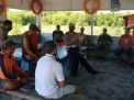 Personil Polsek Kenjeran Sampaikan Himbauan Patuh Protokol Kesehatan & Sosialisasi Larangan Mudik
