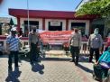 Personil Polsek Krembangan Kawal Pelaksanaan Vaksinasi Covid-19