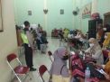 Polsek Krembangan Lakukan Pengamanan Vaksinasi di Balai RW 03 Dupak