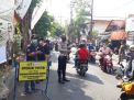 Polsek Asemrowo Gelar Operasi Penertiban Masker Bareng Satpol PP di Depan Kantor Kecamatan