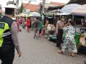 Polsek Krembangan Gelar Operasi Penertiban Masker di Pasar, Bareng Koramil