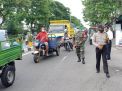 Polsek Kenjeran Bersama Satpol PP Kecamatan Bulak Lakukan Operasi Masker di Jalan Kedung Cowek