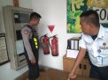 Satsabhara Polres Tanjung Perak Patroli Dialogis Bersama Sekuriti House of Sampoerna