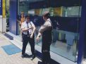 Antisipasi Kriminalitas, Satsabhara Polres Tanjung Perak Patroli Kantor Bank Mandiri