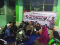 Panit Binmas Polsek Semampir Sosialisasi SPKT Door To Door di Acara Cangkrukan