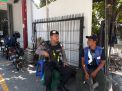 Satsabhara Polres Tanjung Perak Gelar Patroli Rutin di Mini Market
