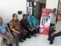Babinkamtibmas Perak Barat Sampaikan Himbauan Stop Pungli Ke Kantor Kelurahan