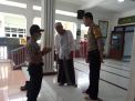 Kapolsek Asemrowo Sosialisasikan Jaga Kebersihan Ke Takmir Masjid