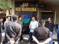 Kasat Narkoba Polres Pelabuhan Tanjung Perak Ajari Tekhnik Penangkapan