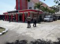 Polsek Kenjeran PAM Kebaktian Rutin di Gereja Nazaret