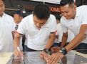 Kapolres Tanjung Perak Resmikan Jalur One Way Jalan Stasiun Kota