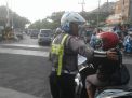 Satlantas Polres Tanjung Perak Sosialisasi Operasi Keselamatan Semeru 2019 Lewat Brosur