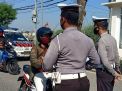 Piket Pospam Suramadu Laksanakan Check Point Terhadap Semua Pengendara